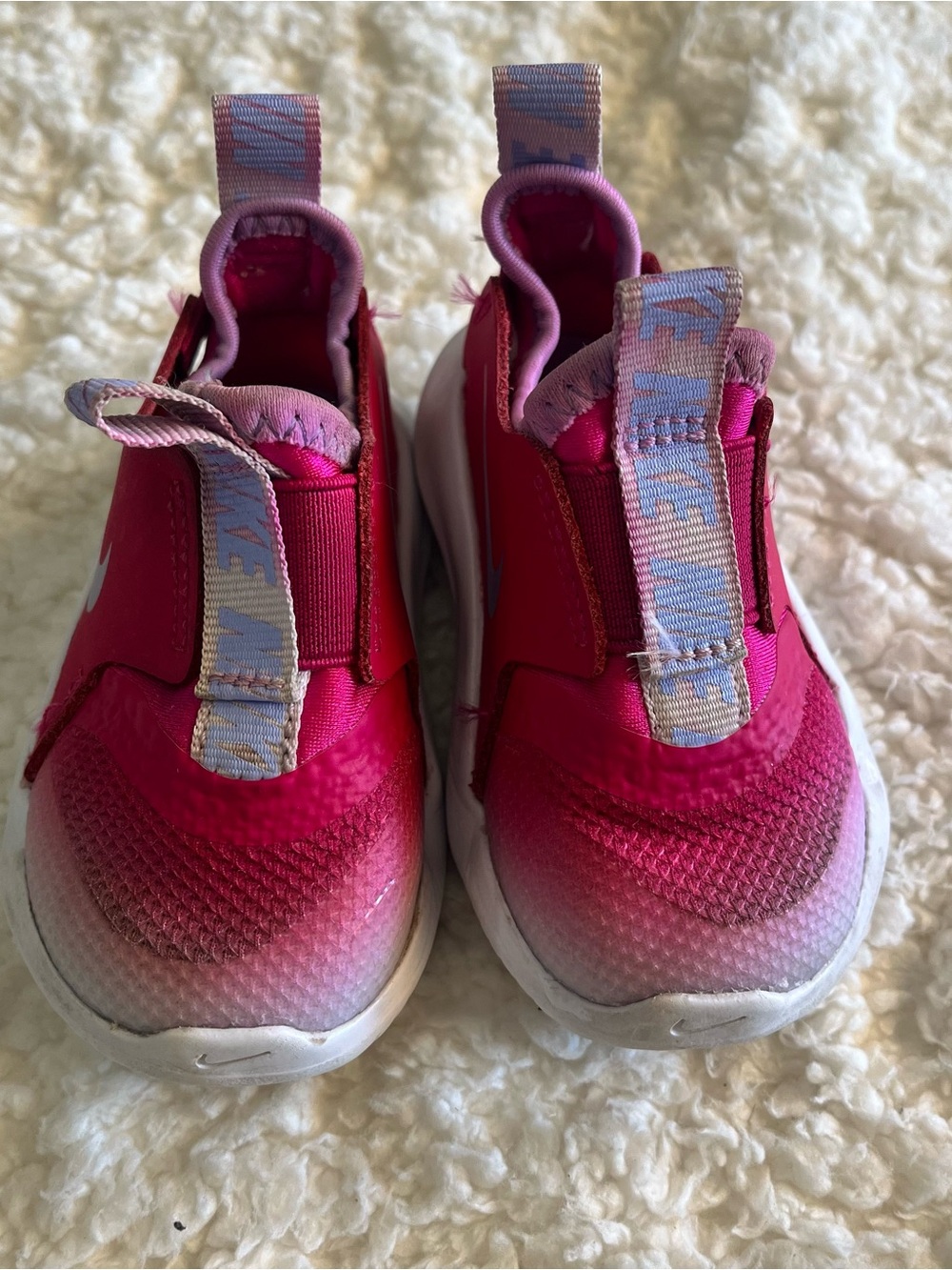 Nike flex runner sneakers